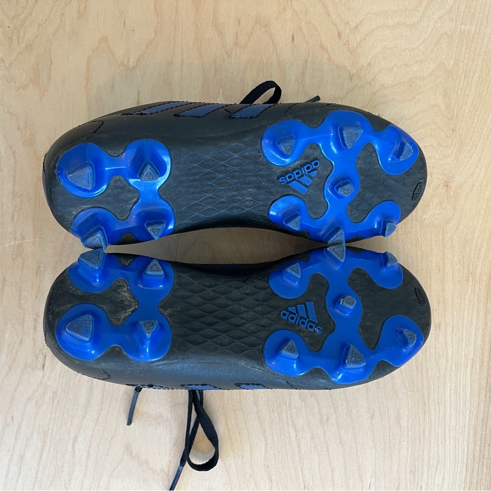 Adidas VII FG Black and Blue Junior Soccer Cleat - Picture 5 of 8